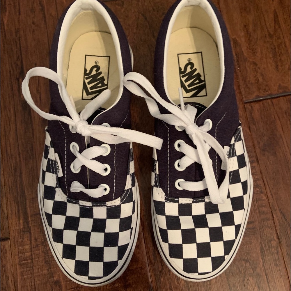 6.5 Checkerboard Authnentic Navy Vans